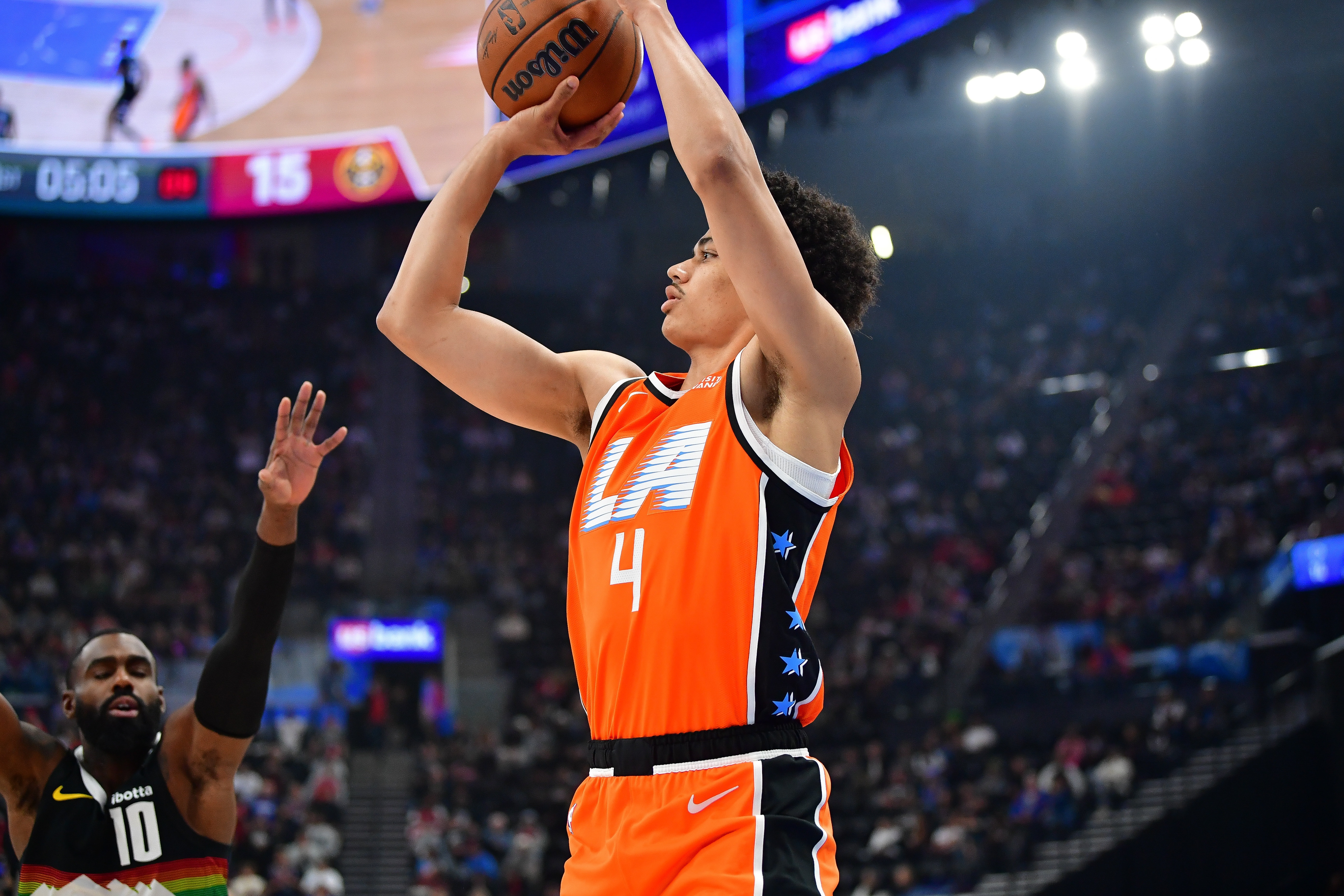 开云体育下载-船记：快船目前优先项是摆脱保罗合同 转正科比·桑德斯！