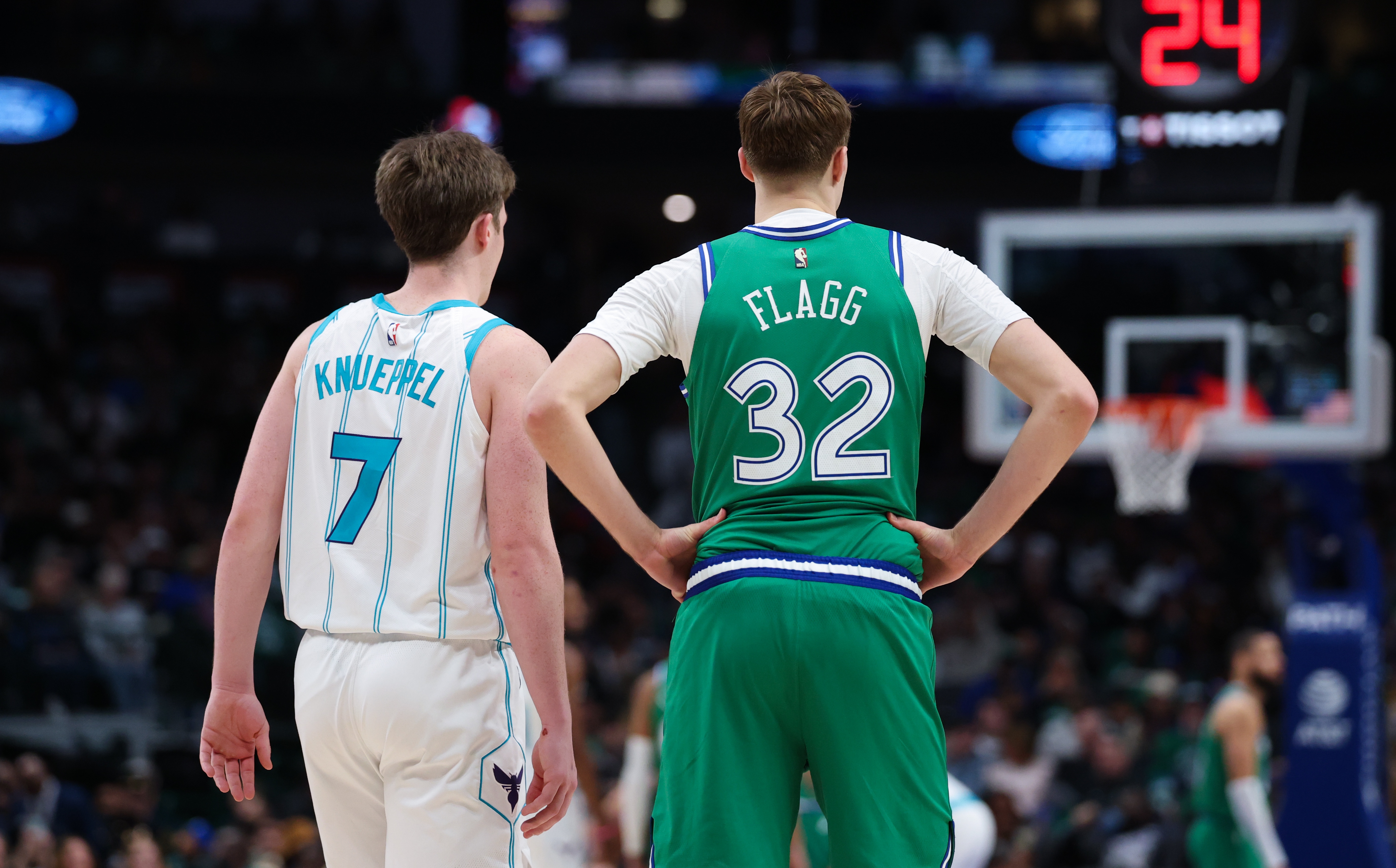 开云体育下载-体育预测平台：弗拉格&amp;克尼佩尔最佳新秀概率打平 争夺愈演愈烈